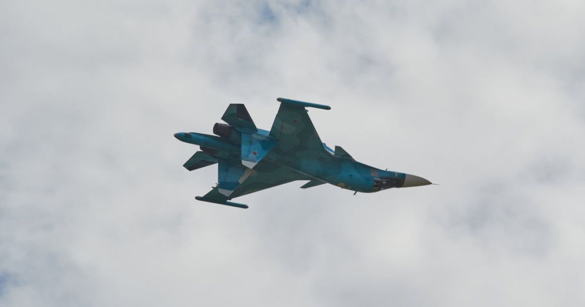 Російський військовий літак СУ-34. Фото: з відкритих джерел