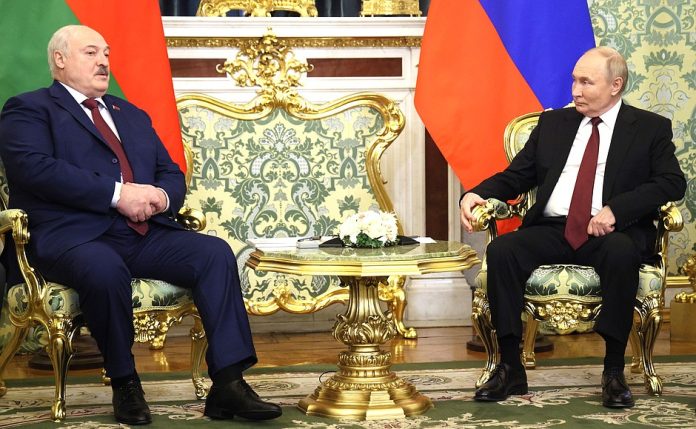 Володимир Путін, диктатор Росії та Олександр Лукашенко, самопроголошений президент Білорусі. Фото: сайт Кремля.