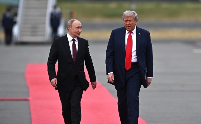 Володимир Зеленський, диктатор Росії та Дональд Трамп, президент США. Фото: сайт Кремля.